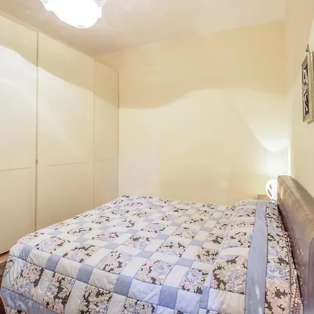 Stunning In Pesaro -pu- With Wifi 度假居 *